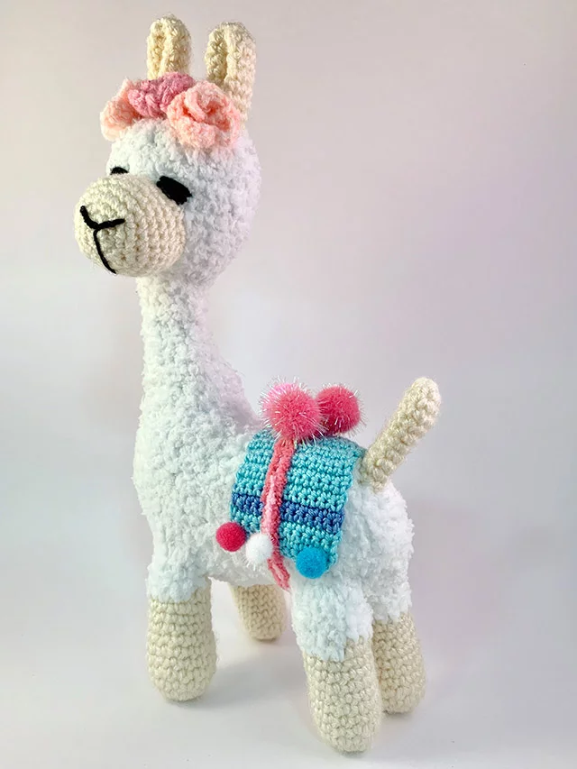 White Llama Knitted Toy - Image 5
